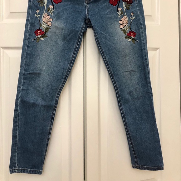 Jeans - Picture 3 of 3